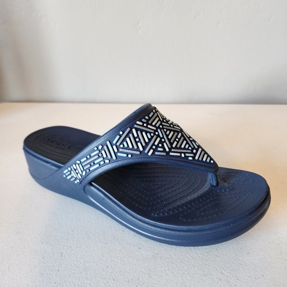 Crocs Wedge "LIKE NEW" - Picture 14 of 14
